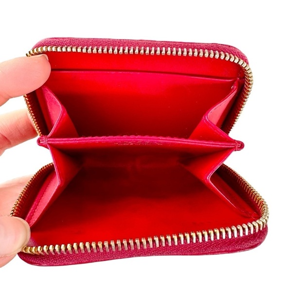 Authentic PRADA Cherry Red Saffiano Leather Card & Coin Holder with Box - Picture 6 of 16